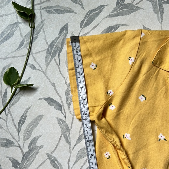 CAT & JACK | GRIRL'S floral tie front shirt - Picture 7 of 8